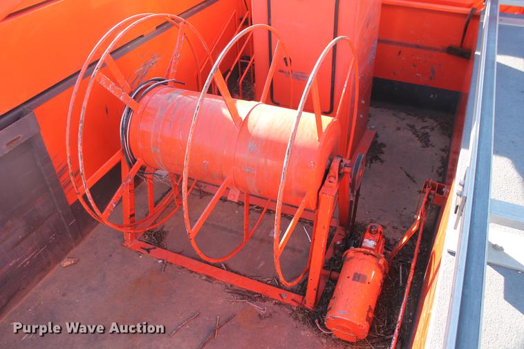 image for item DB5088 2009 International DuraStar 4300 bucket truck