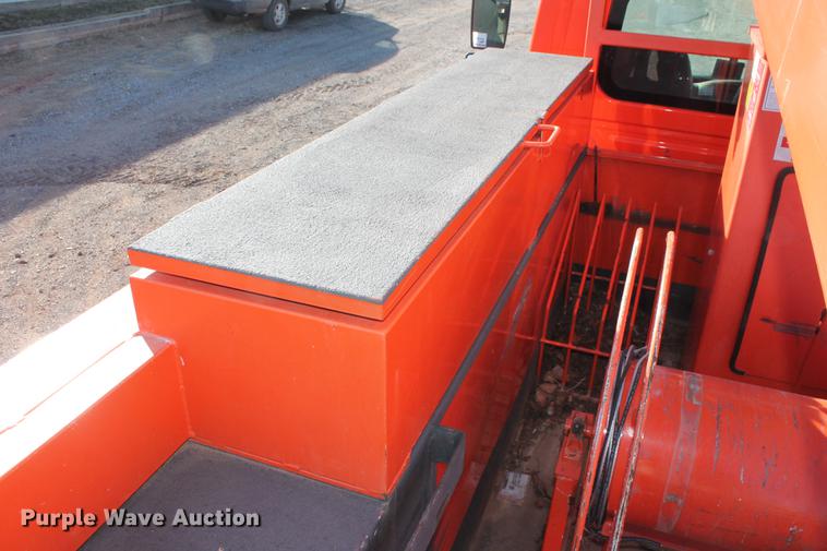 image for item DB5088 2009 International DuraStar 4300 bucket truck