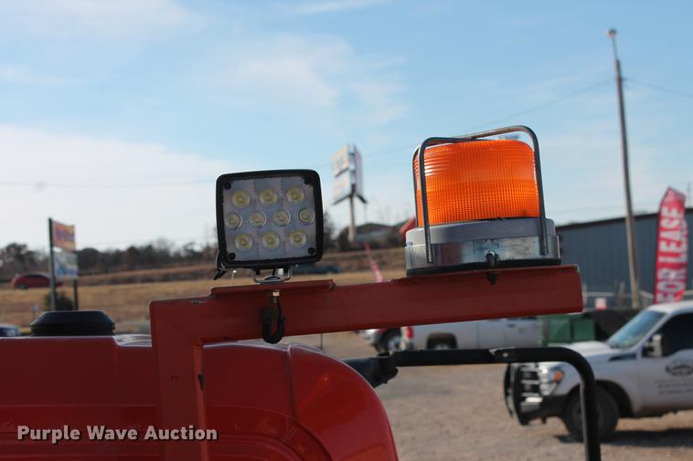 image for item DB5088 2009 International DuraStar 4300 bucket truck