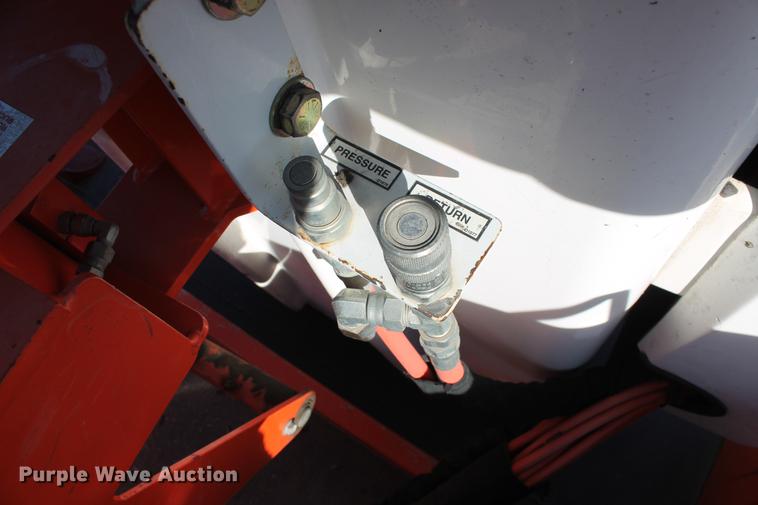 image for item DB5088 2009 International DuraStar 4300 bucket truck