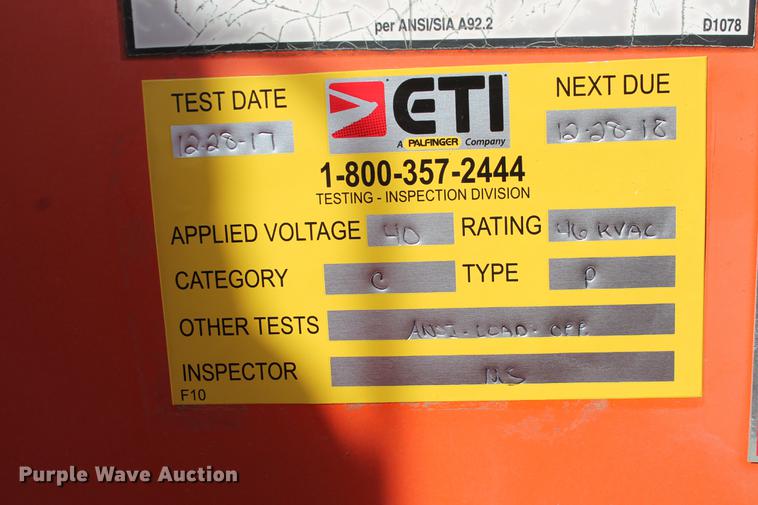 image for item DB5088 2009 International DuraStar 4300 bucket truck