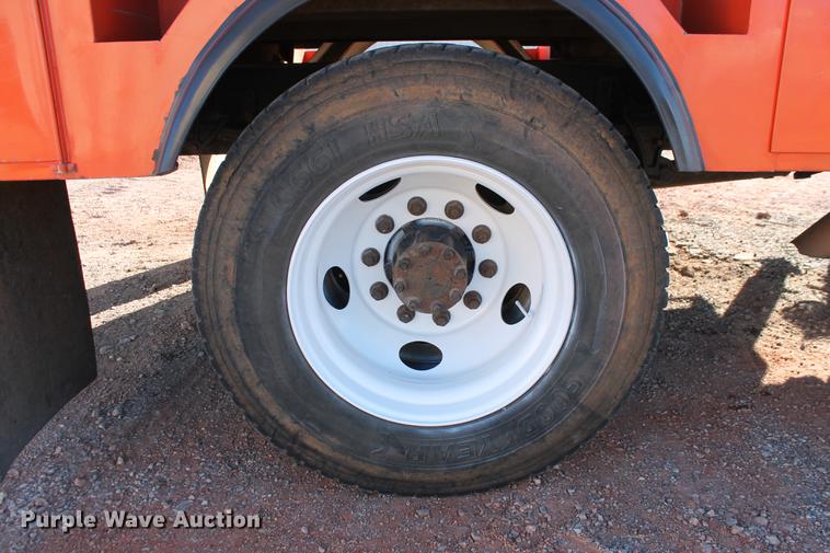 image for item DB5088 2009 International DuraStar 4300 bucket truck