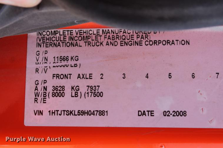 image for item DB5088 2009 International DuraStar 4300 bucket truck