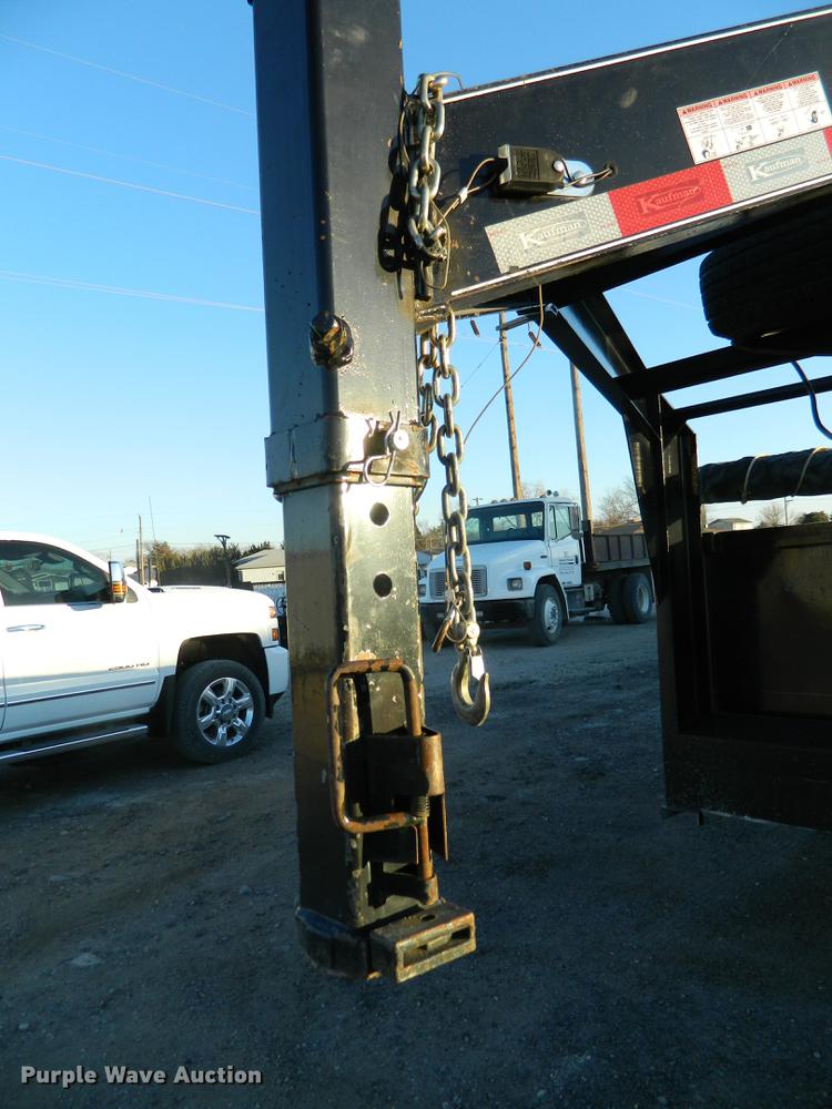 image for item DB6682 2016 Kaufman dump trailer