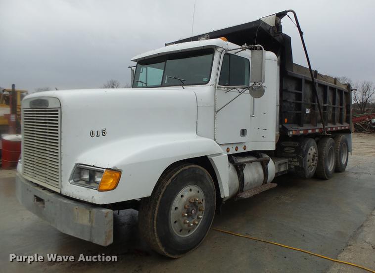 image for item DB9824 1994 Freightliner FLD dump truck