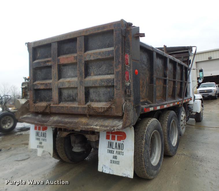 image for item DB9824 1994 Freightliner FLD dump truck