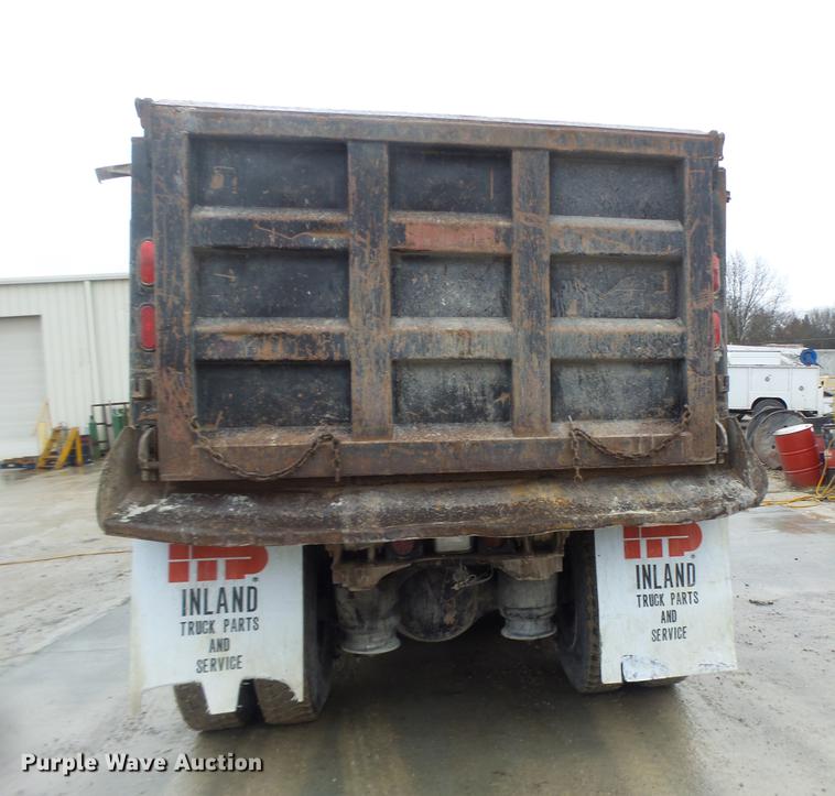 image for item DB9824 1994 Freightliner FLD dump truck