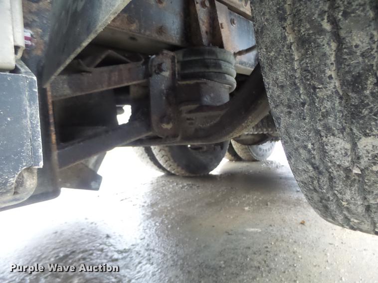 image for item DB9824 1994 Freightliner FLD dump truck