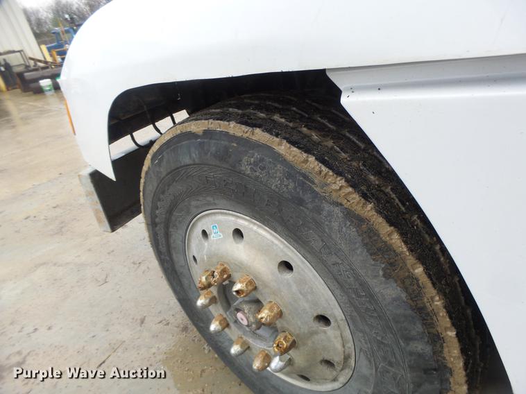 image for item DB9824 1994 Freightliner FLD dump truck