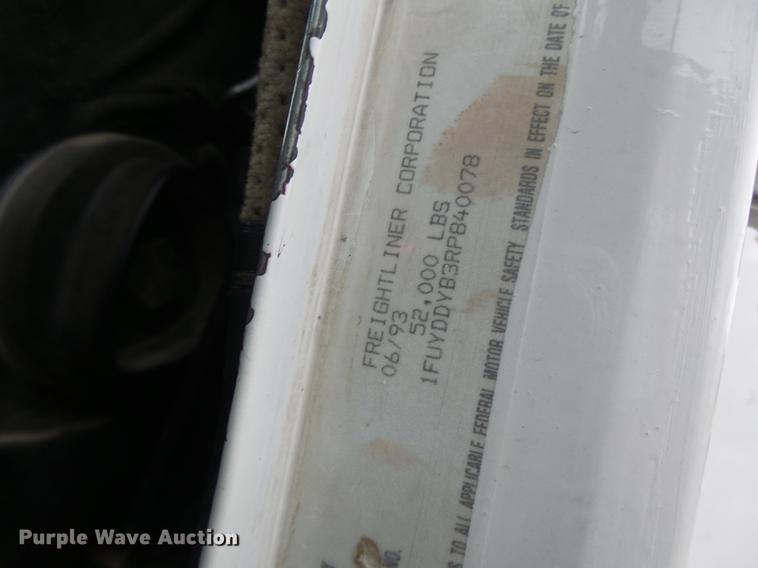 image for item DB9824 1994 Freightliner FLD dump truck