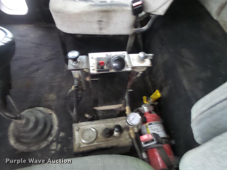 image for item DB9824 1994 Freightliner FLD dump truck