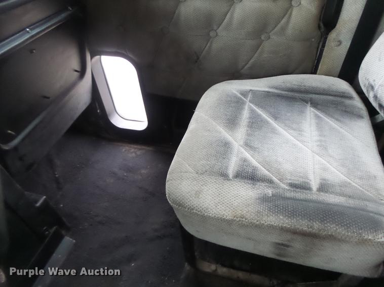 image for item DB9824 1994 Freightliner FLD dump truck