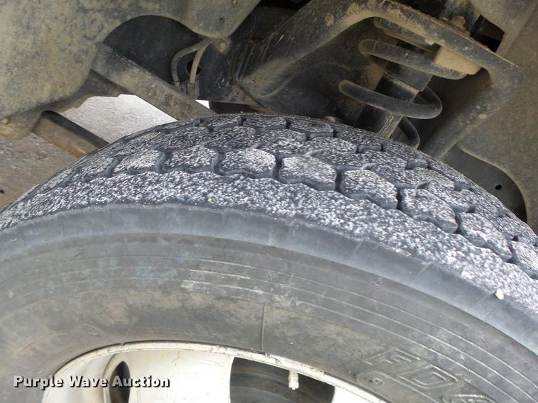 image for item DB9825 2009 Dodge Ram 5500 bucket truck