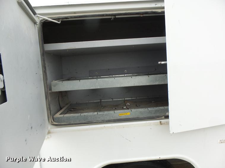 image for item DB9825 2009 Dodge Ram 5500 bucket truck