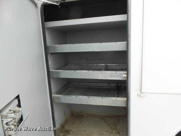 image for item DB9825 2009 Dodge Ram 5500 bucket truck