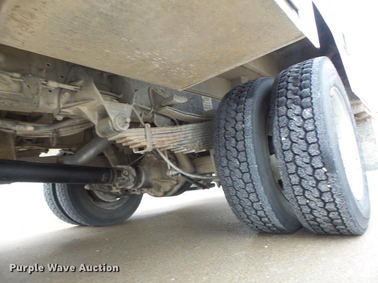 image for item DB9825 2009 Dodge Ram 5500 bucket truck