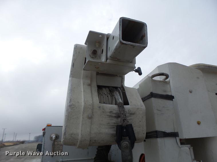 image for item DB9825 2009 Dodge Ram 5500 bucket truck