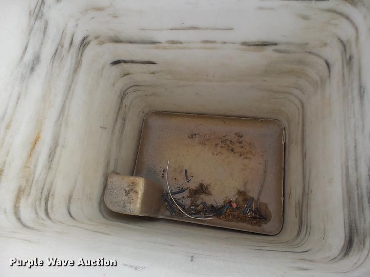 image for item DB9825 2009 Dodge Ram 5500 bucket truck