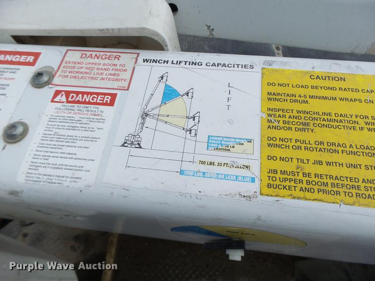 image for item DB9825 2009 Dodge Ram 5500 bucket truck