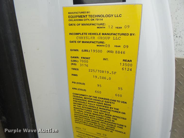 image for item DB9825 2009 Dodge Ram 5500 bucket truck