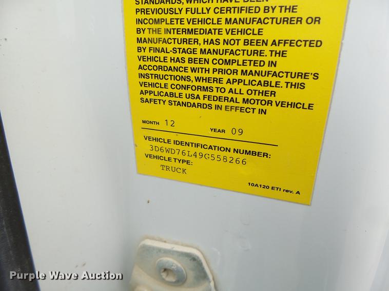 image for item DB9825 2009 Dodge Ram 5500 bucket truck