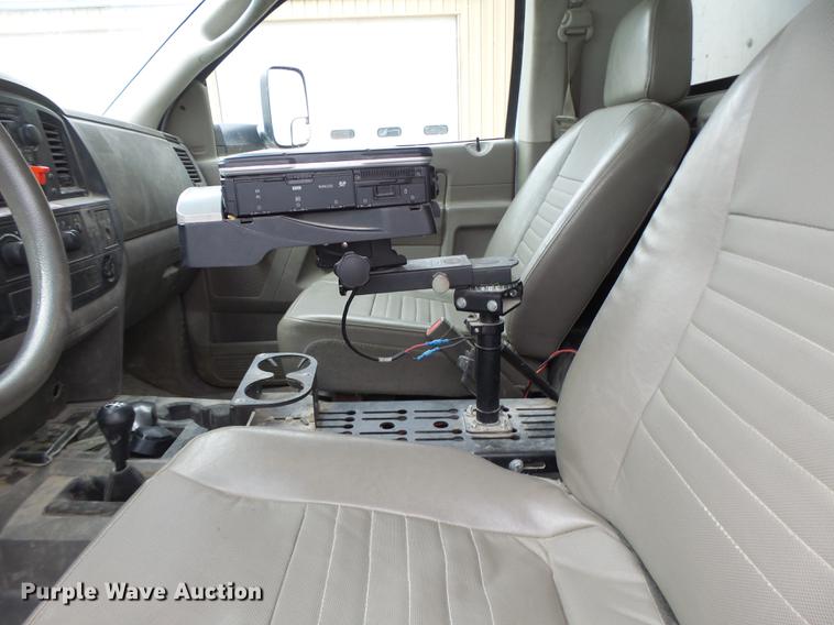 image for item DB9825 2009 Dodge Ram 5500 bucket truck