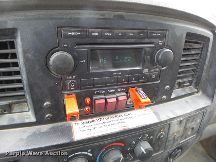 image for item DB9825 2009 Dodge Ram 5500 bucket truck