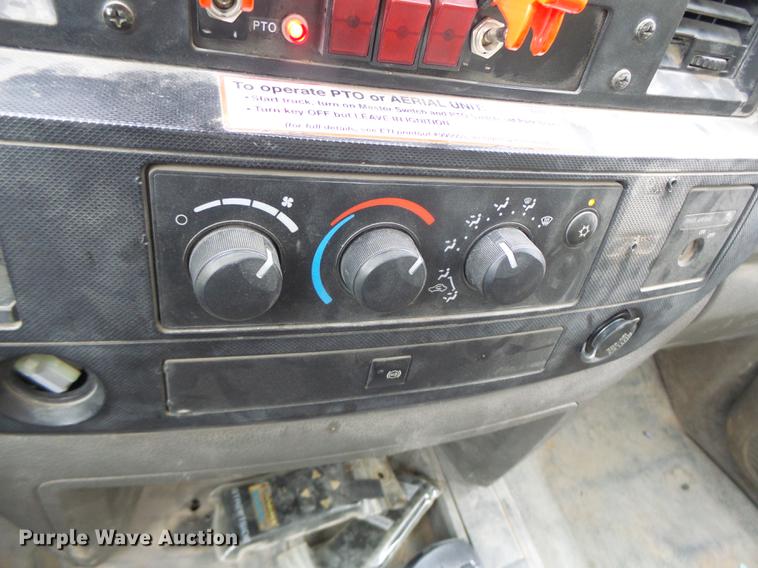 image for item DB9825 2009 Dodge Ram 5500 bucket truck