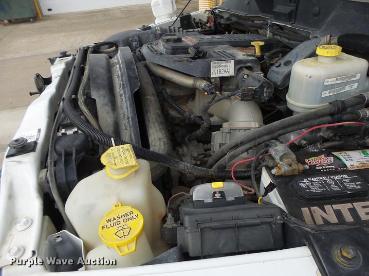 image for item DB9825 2009 Dodge Ram 5500 bucket truck