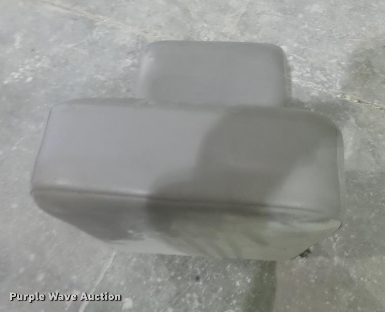 image for item DB9825 2009 Dodge Ram 5500 bucket truck