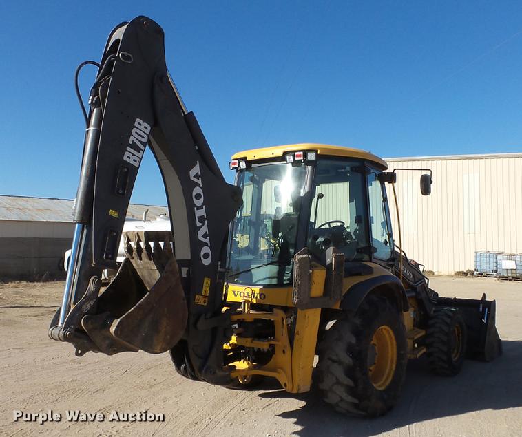 image for item DC0536 2014 Volvo BL70B backhoe