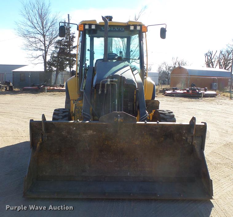 image for item DC0536 2014 Volvo BL70B backhoe
