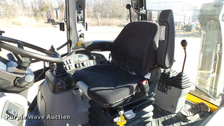 image for item DC0536 2014 Volvo BL70B backhoe
