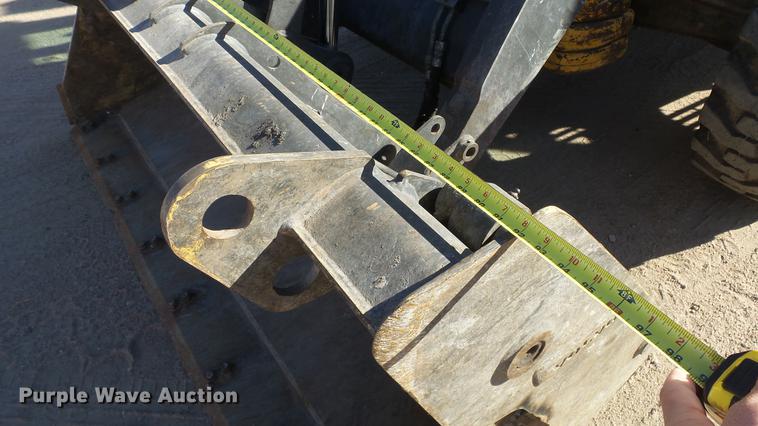 image for item DC0536 2014 Volvo BL70B backhoe