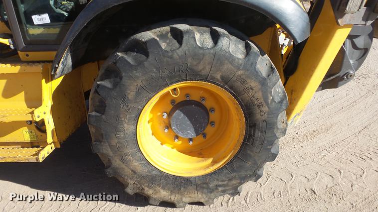 image for item DC0536 2014 Volvo BL70B backhoe