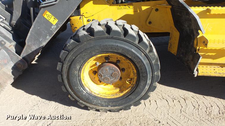 image for item DC0536 2014 Volvo BL70B backhoe