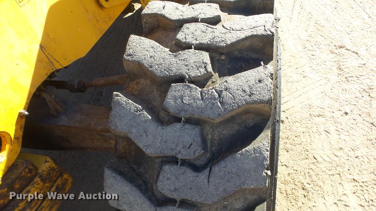 image for item DC0536 2014 Volvo BL70B backhoe