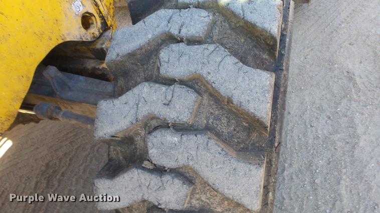 image for item DC0536 2014 Volvo BL70B backhoe