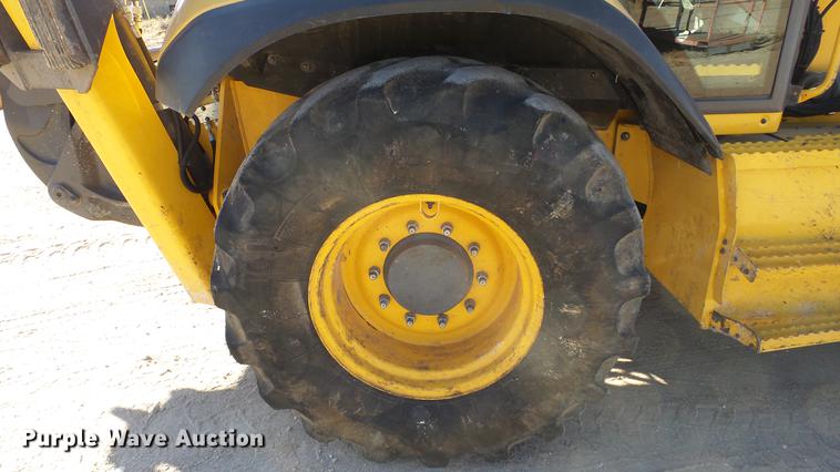 image for item DC0536 2014 Volvo BL70B backhoe