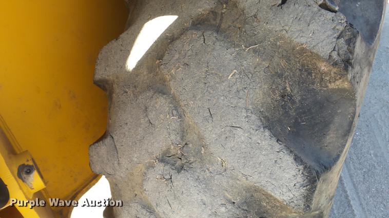 image for item DC0536 2014 Volvo BL70B backhoe