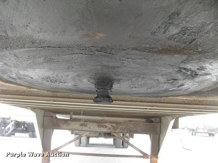 image for item DC2348 1972 Trailmobile dry van jobsite trailer