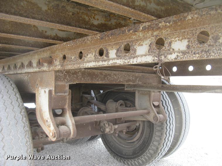 image for item DC2348 1972 Trailmobile dry van jobsite trailer