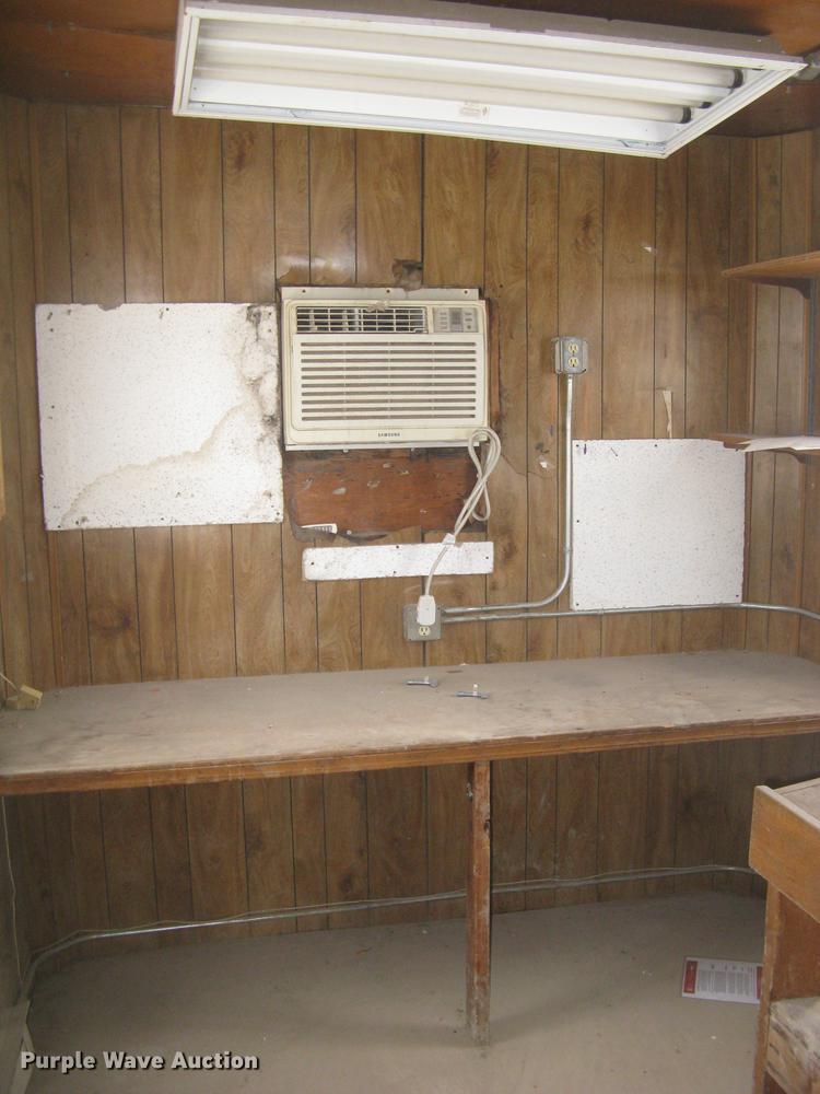 image for item DC2348 1972 Trailmobile dry van jobsite trailer