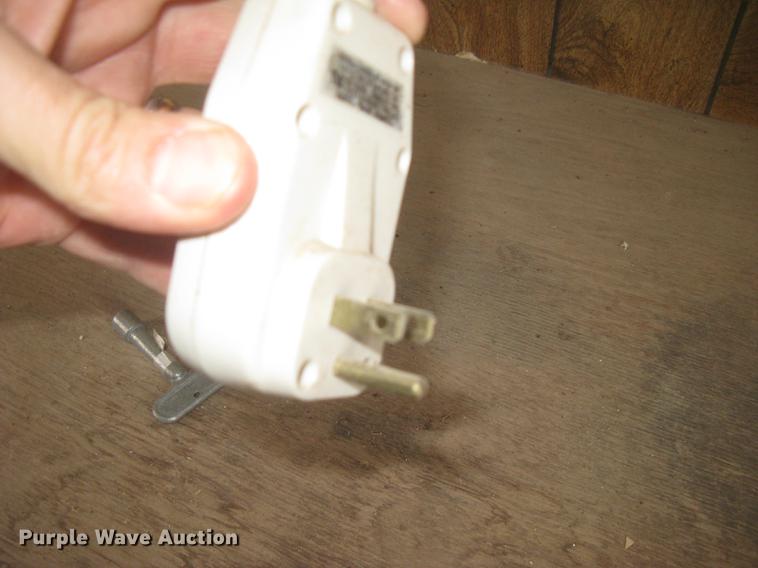 image for item DC2348 1972 Trailmobile dry van jobsite trailer