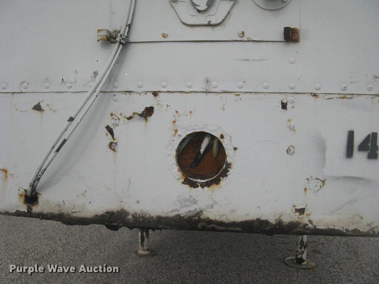 image for item DC2349 1983 Utility dry van jobsite trailer