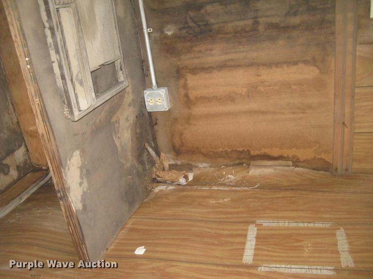 image for item DC2349 1983 Utility dry van jobsite trailer