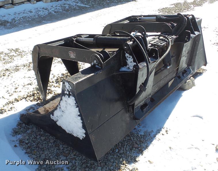 image for item DC5702 Skid steer grapple bucket