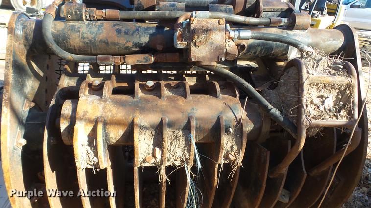 image for item DC5712 (2) Ozzies VRL-12 vibratory excavator buckets