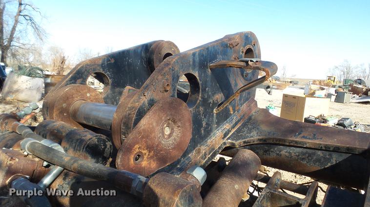 image for item DC5712 (2) Ozzies VRL-12 vibratory excavator buckets