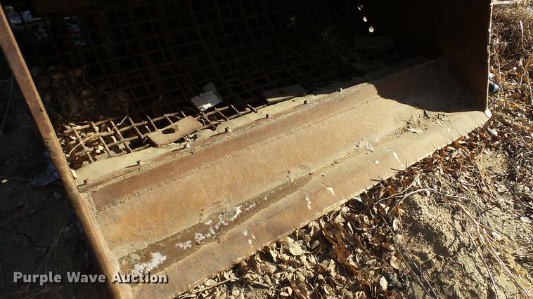 image for item DC5712 (2) Ozzies VRL-12 vibratory excavator buckets